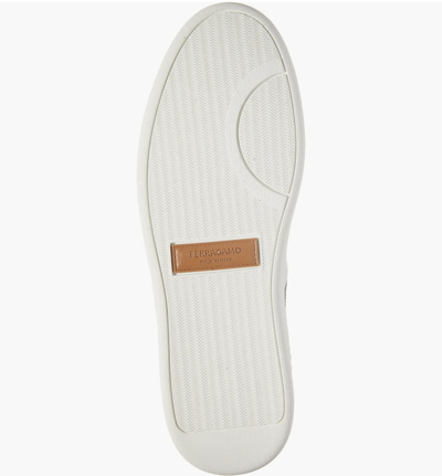 Pre-owned Ferragamo Achille 1 Low Top Sneaker 763472, Stromboli Sand - Retail $750 In Stromboli Sand Bianco Ottico