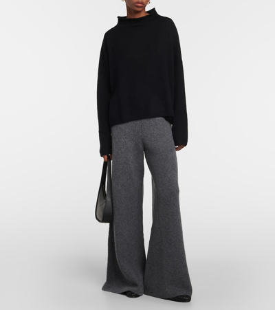 Lisa Yang Sandy Cashmere Mockneck Sweater In Black