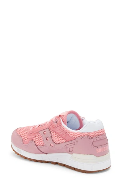 Shop Saucony Shadow 5000 Sneaker In Pink/ Wht