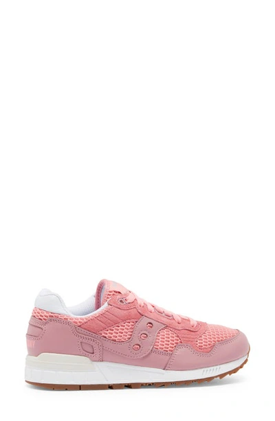 Shop Saucony Shadow 5000 Sneaker In Pink/ Wht