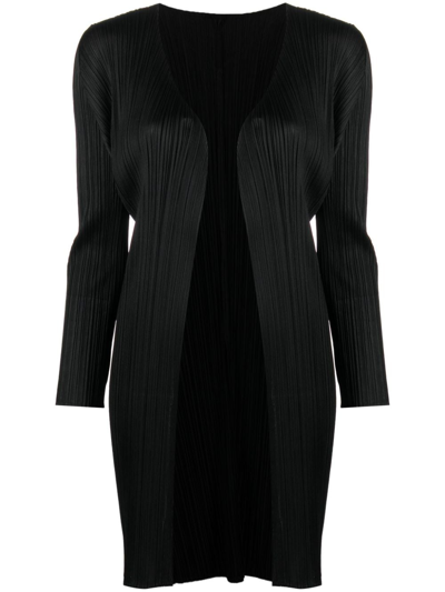 Shop Issey Miyake Pleated Open Duster Coat In Black