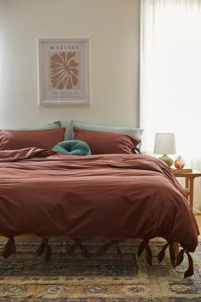 Shop Urban Outfitters Breezy Cotton Percale Knotted Duvet Cover In Brown At