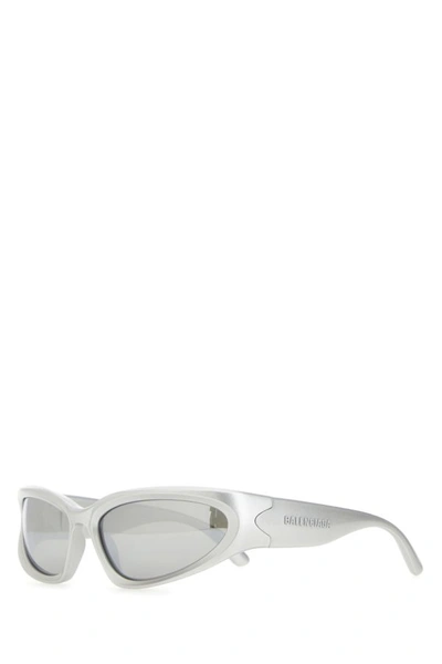 Shop Balenciaga Man Silver Acetate Swift Oval Sunglasses