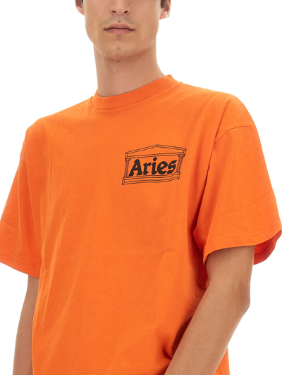 Shop Aries T-shirt With Logo In Arancione