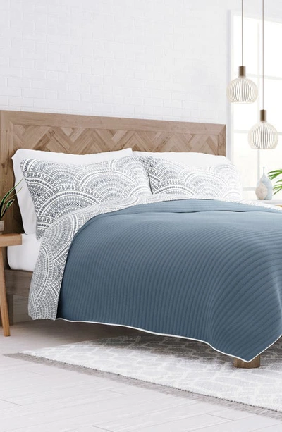 Ienjoy Home 3-piece Reversible Scallop Print Quilt Set -king In Dusk Blue
