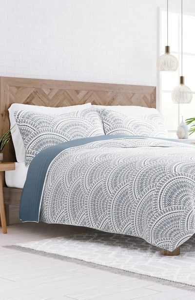 Ienjoy Home 3-piece Reversible Scallop Print Quilt Set -king In Dusk Blue