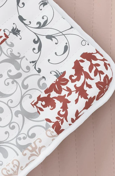 Ienjoy Home 3-piece Scroll Print Quilt Set In Blush