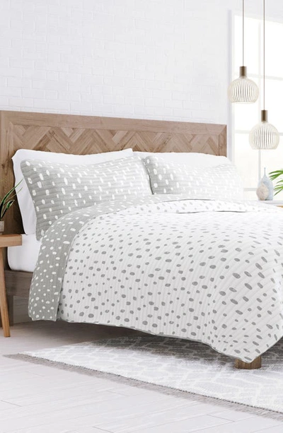 Shop Ienjoy Home Homespun All Season Painted Dot 3-piece Down Alternative Reversible Comforter Set In Light Gray