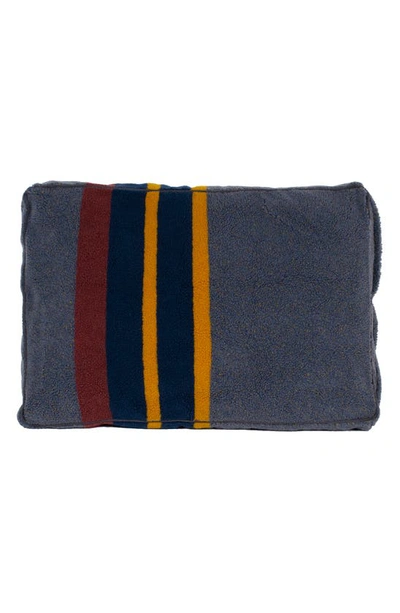Pendleton Napper Pet Bed In Lake