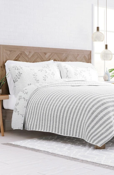 Ienjoy Home All Season Sprouting King 3-piece Down Alternative Reversible Comforter Set In Light Gray