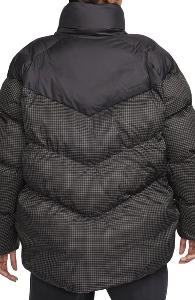 Shop Nike Therma-fit Loose Puffer Jacket In Black/ White