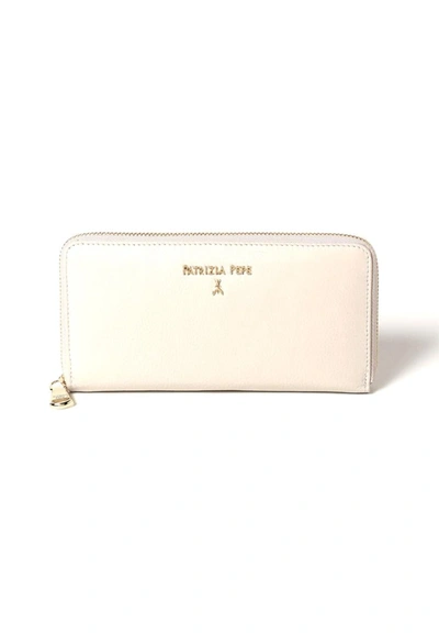 Shop Patrizia Pepe Portfolio In White