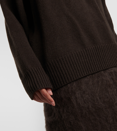 Lisa Yang Renske Crew-neck Cashmere Jumper In Brown