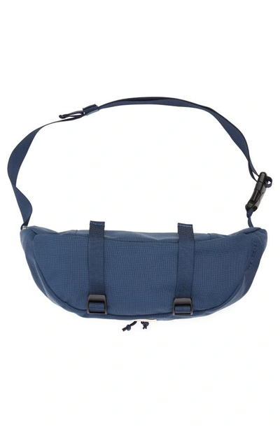 Shop Fjall Raven Large Ulvo Belt Bag In Mountain Blue