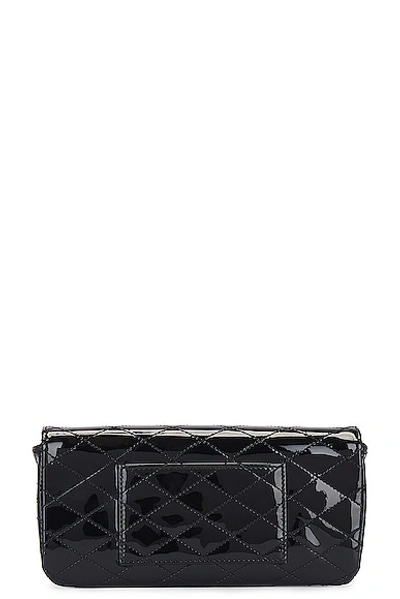 Shop Saint Laurent Gaby Chain Phone Holder Bag In Noir
