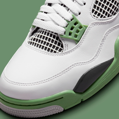 Pre-owned Jordan Nike Wmns Air  4 Retro Seafoam Oil Green Aq9129-103 Us 5-15 Brand In White