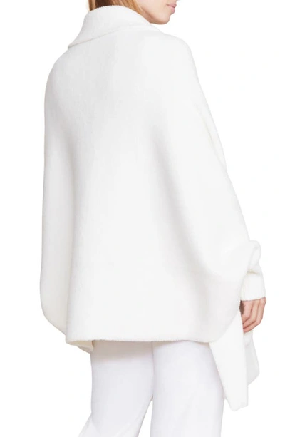 Barefoot Dreams Cozychic™ Blanket Wrap In Pearl