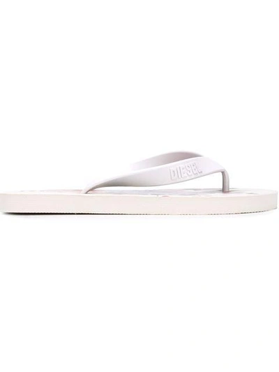 'Saveral' flip flops