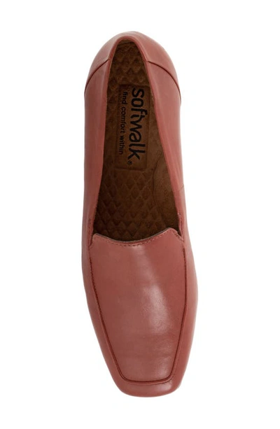 Softwalk Vista Loafer In Rust