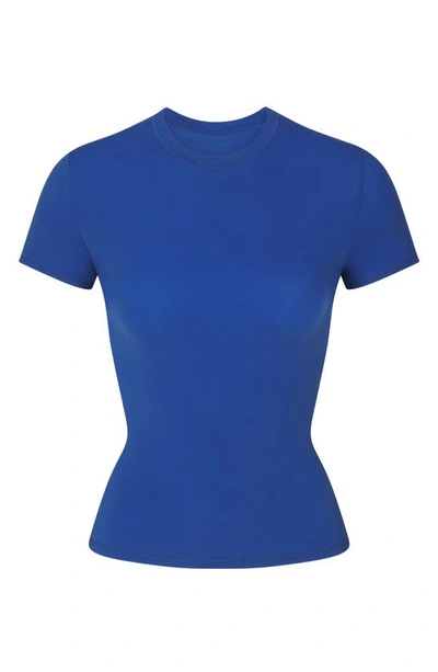 Shop Skims Fits Everybody T-shirt In Sapphire
