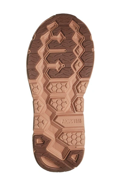 Hoka Gender Inclusive Clifton L Sneaker In Cappuccino / Cork