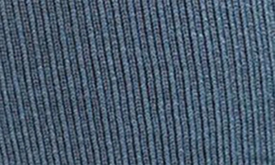 Memoi Gender Inclusive Performance Compression Socks In Blue Denim