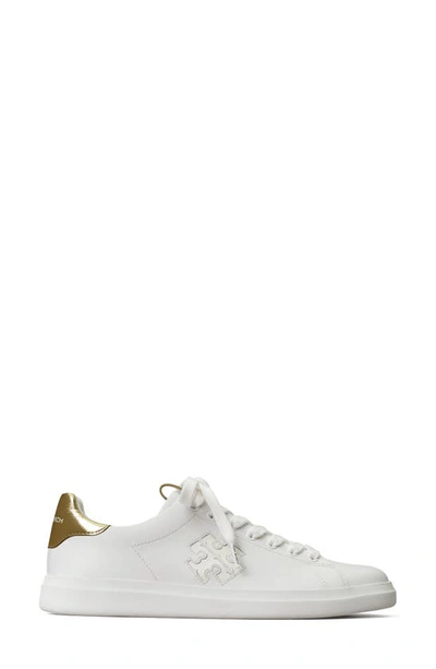 Shop Tory Burch Double T Howell Court Sneaker In White/ Spark Gold