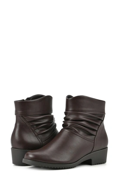 Cliffs By White Mountain Durbon Scrunch Bootie In Dk Brown/ Smooth