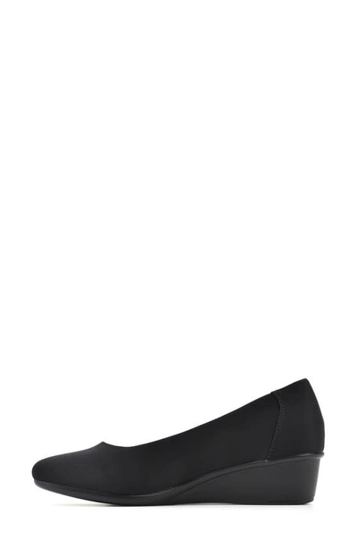 Cliffs By White Mountain Boldness Wedge Pump In Black/ Nylon