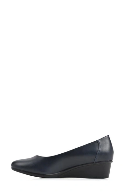 Cliffs By White Mountain Boldness Wedge Pump In Navy/ Smooth