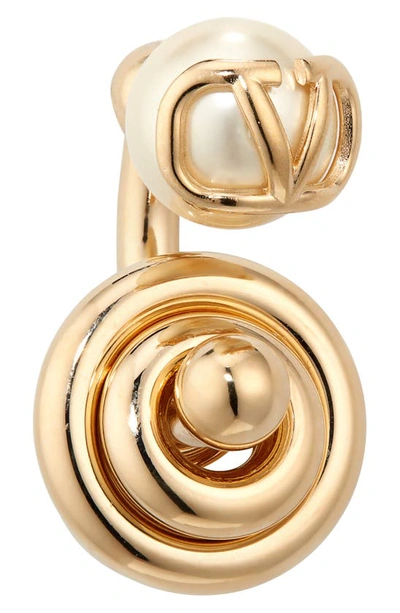 Shop Valentino Vlogo Signature Imitation Pearl Huggie Hoop Earrings In Oro/ Cream