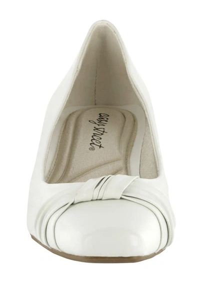 Easy Street Waive Square Toe Pump In White