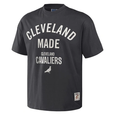 Shop Staple Nba X  Anthracite Cleveland Cavaliers Heavyweight Oversized T-shirt
