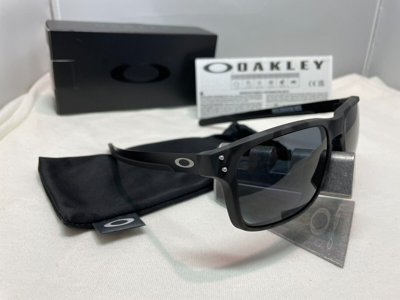 Pre-owned Oakley Holbrook Mix Matte Black Camo Prizm Grey Polarized Sunglasses Oo9384-19