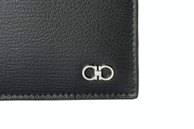 Pre-owned Ferragamo Salvatore  Men's Black Pebbled Leather Bifold Wallet
