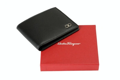 Pre-owned Ferragamo Salvatore  Men's Black Pebbled Leather Bifold Wallet