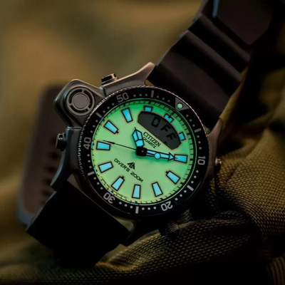 Pre-owned Citizen Promaster Jp2007-17w Aqualand 44mm Green Dial 200m Diver's Watch -