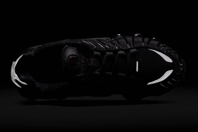 Pre-owned Nike Ar3566-002  Shox Tl Black And Max Orange Hematite (women's)