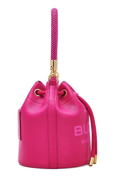 Shop Marc Jacobs The Leather Bucket Bag In Lipstick Pink