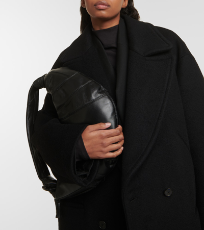 Lemaire Fortune Croissant Leather Shoulder Bag In Black