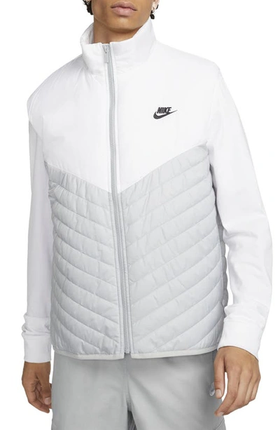 Nike Men's Therma-fit Windrunner Midweight Puffer Vest In Grey | ModeSens