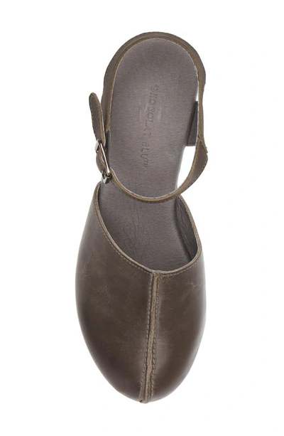 Chocolat Blu Gabrielle Platform Clog In Olive Leather