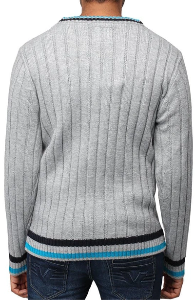 X-ray Tipped V-neck Cable Knit Pullover Sweater In Ecru