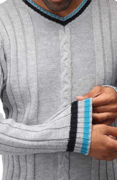 X-ray Tipped V-neck Cable Knit Pullover Sweater In Ecru
