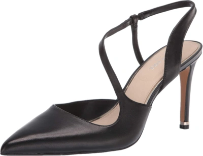 Pre-owned Kenneth Cole New York Kenneth Cole York Women's Riley 85 Pointed Toe Pump In Black
