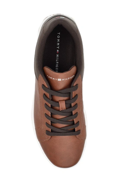 Tommy Hilfiger Trapeze Sneaker In Medium Brown