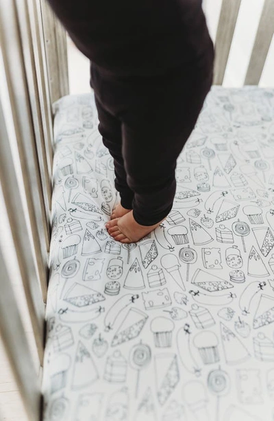 L'ovedbaby 2-pack Fitted Organic Cotton Crib Sheets In Happy Day
