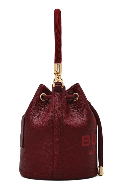 Shop Marc Jacobs The Leather Bucket Bag In Cherry