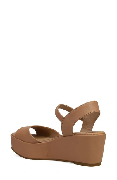 Eileen Fisher Mime Platform Sandal In Latte
