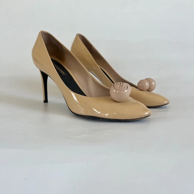 Pre-owned Louis Vuitton Nude Betty Patent Leather Pumps, 38.5